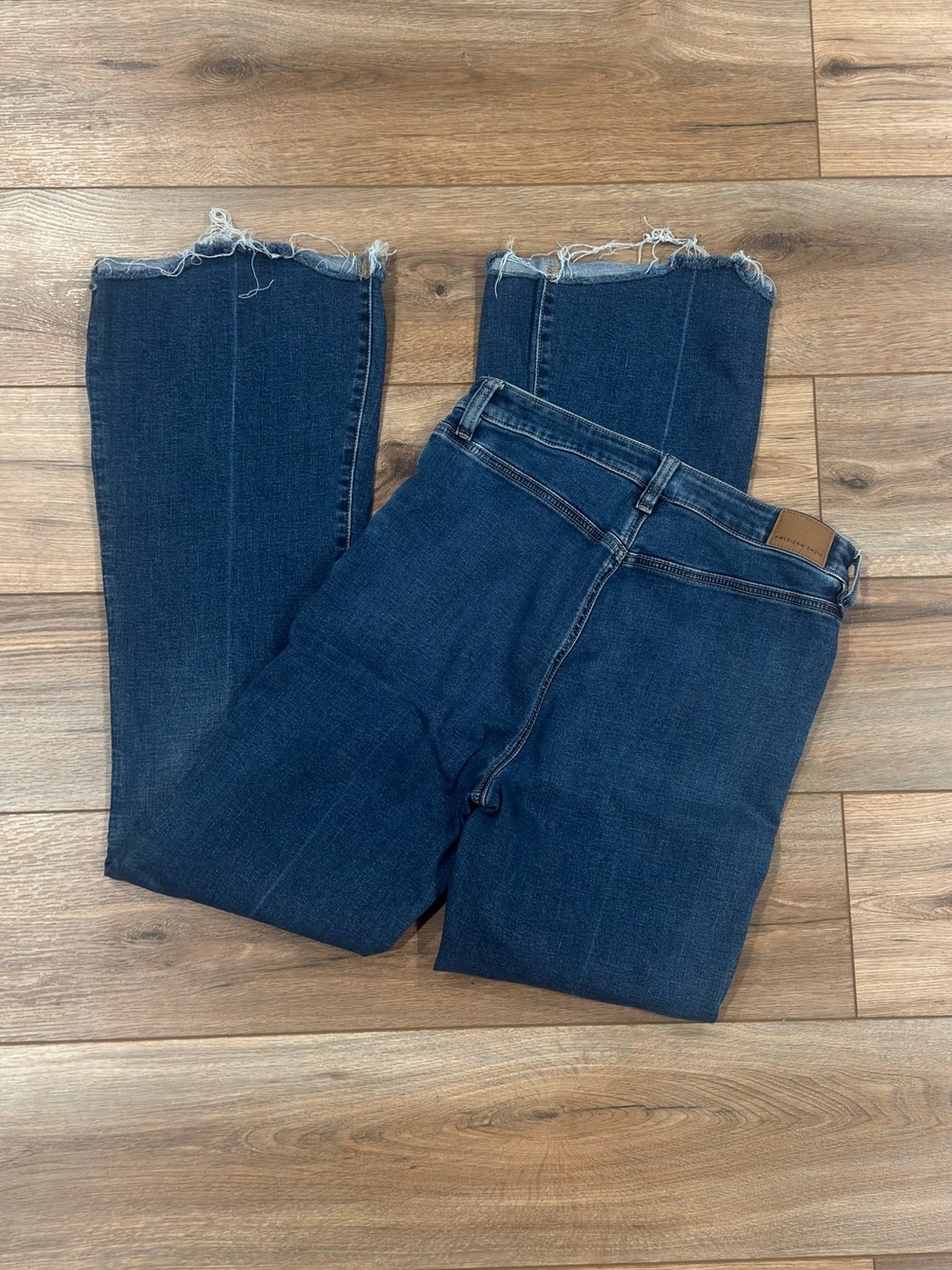 AMERICAN EAGLE Western Stretchy High-rise Bareback Raw Hem Flare Jeans | Size 6
